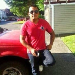 Meet your Posher, Alvaro